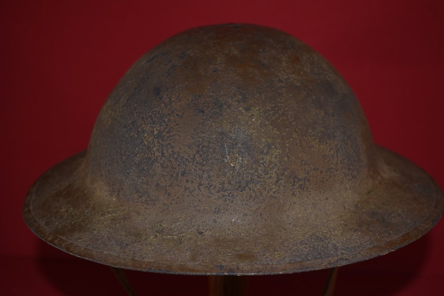 WW1 BRITISH AUSTRALIAN TIN BRODIE HELMET SOLD